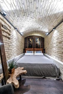 UNESCO Hidden Arches – Restored 3 Bedroom Apartment in the Historic Pilies St. - 7