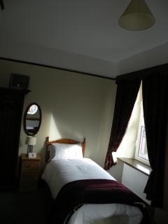 Buggle's Pub and Accommodation - Kilrush - 6