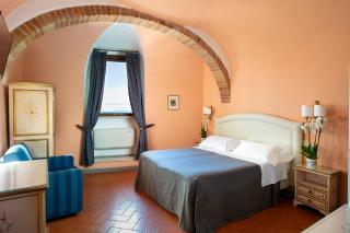 Hotel La Cisterna - San Gimignano - 2