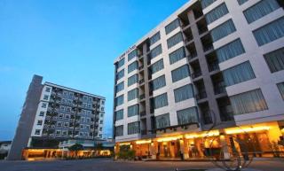 Leenova Hotel - Bangkok - 0