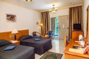 Sharjah Carlton Hotel - 4