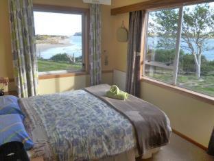 Surat Bay Lodge by the Sea/Backpackers Hostel - Owaka - 7