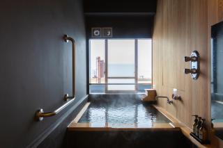 Iseya, Seaview Private Oceanside Bath - Unzen - 4