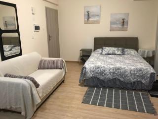 White Arches Modern Beautiful studio - Limassol - 4