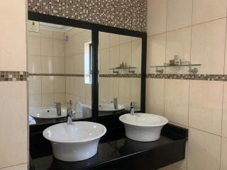 Royal Hotel - Polokwane - 5