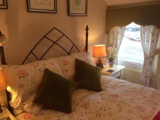 Abbey and Esk Bed and Breakfast - Whitby - 0