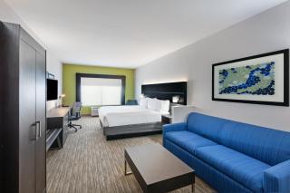 Holiday Inn Express Sealy by IHG - 1