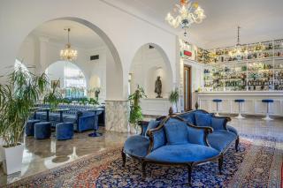 Majestic Palace Hotel - 4