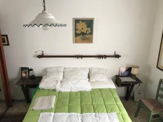 hilltop villa garden with great views - Poggio Catino - 4