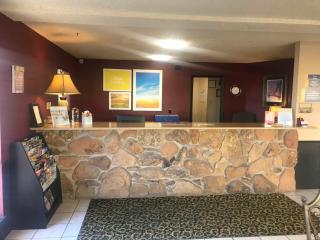 Days Inn by Wyndham Abilene - 8