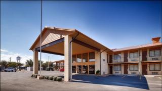 Days Inn by Wyndham Abilene - 9