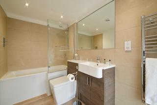 Last Drop Village Hotel & Spa - Bolton - 3