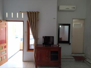 Hotel Putra Sindang Asih - Batukaras - 9
