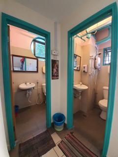 Travel Hub Guesthouse - 2