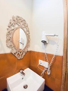 Jukung Dua Guest House - 2