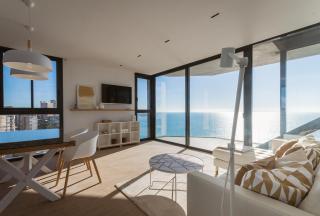 Modern sea front jacuzzi Blue Sky - 6
