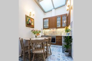 Neoclassical apartment with 2 bedrooms in Piraeus - Piraeus - 4