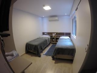 Hollyster Hotel - Curitiba - 3