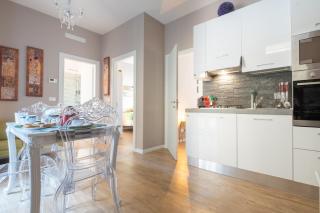 CASA PETRONIO APARTMENTS BOLOGNA CENTER - 9