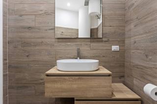 Modern and new flat in Duomo area - Milan - 9