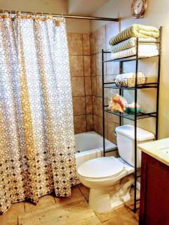 Short North/OSU Pet Friendly! - 5