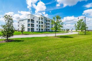 Luxury Storey Lake Condo - Storey Lake - 5