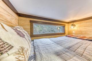 Smoky Mountain Tiny Home - 1