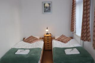 Dworek pod świerkami - Jelenia Góra - 9