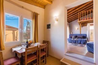 Venetian era - Doukades center loft apt - 1