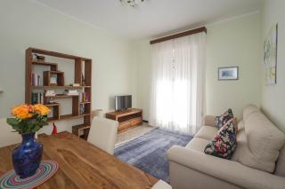 Casa Dany, luminoso trilocale con grande terrazza, box auto e AC - 7