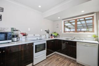 Wendys Bach - Richmond Heights Holiday Home - Taupo - 3