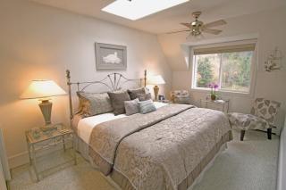 Otter's Pond Bed and Breakfast - 7