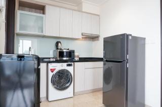 Best Price and Comfortable 2BR with Private Lift Apartment at Menteng Park By Travelio - Jakarta - 2