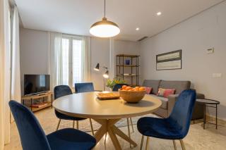 Alkazar Gardens Old Town 6 pax - Sevilla - 8