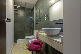 Alkazar Gardens Old Town 6 pax - Sevilla - 1