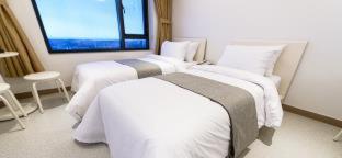 Rezion Hotel - 1