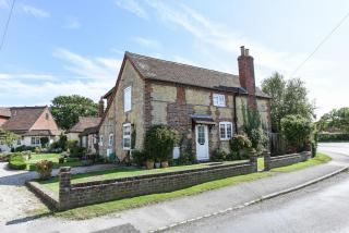 Spence Cottage, Birdham - 0