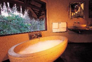 Pondoro Game Lodge - Naturschutzgebiet Balule - 1