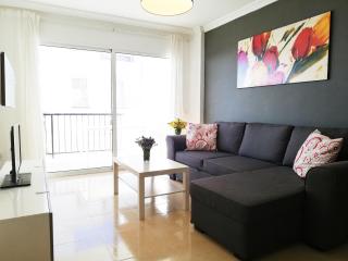 First Line Beach Apartment with Two Bedrooms and Sea View - 7