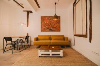 CHARMING DESIGN APARTMENT REINA SOFIA - 2