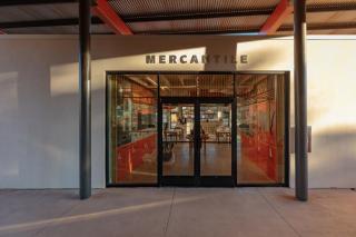 Best Friends Roadhouse and Mercantile - 4