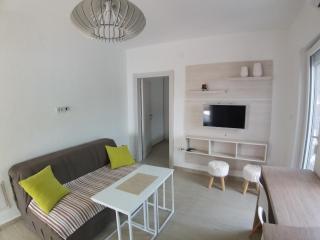 Apartman Dajoda 1 - Bijela - 0