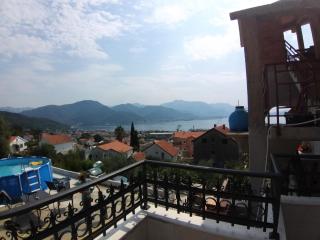 Apartman Dajoda 1 - Bijela - 1