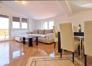 Apartments Kaja by Rent Istria - Kaštel - 4