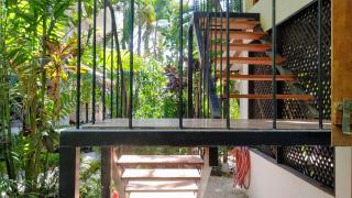 Colibri Apartments - Private kitchen & bathroom - 4 min walk to the Beach! - 4