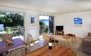 Onetangi Beach Apartments - 2