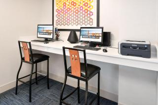 Holiday Inn Express & Suites Pueblo by IHG - 6