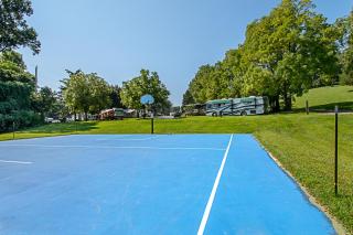 Hershey Camping Resort Park Model 6 - 7