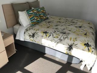 Auckland City coby Suite - 6