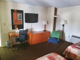 Relax Inn - Emporia - 5